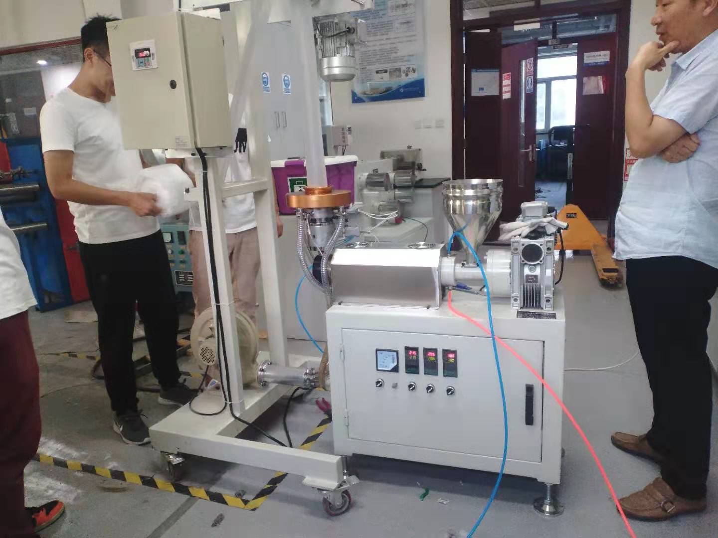 北京小型吹膜機(jī)哪里有賣？