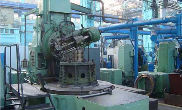出售二手俄羅斯2米滾齒機 新型
