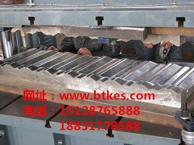 河北泊頭克爾斯諾森型彩石金屬瓦模具，廠家一手貨源