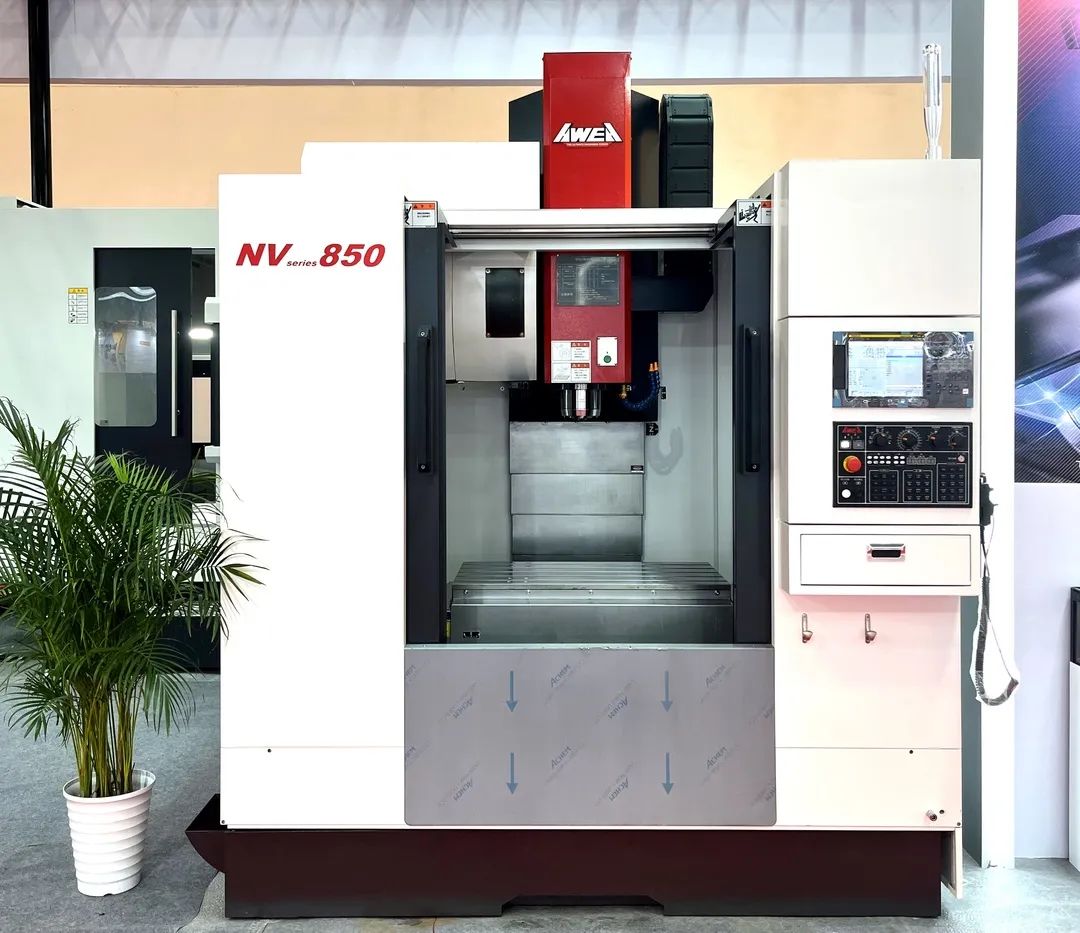 山東濟寧亞威NDV1060模具立式加工中心