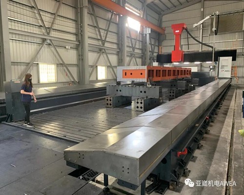 供應臺灣亞崴MCP-12064動柱式龍門加工中心