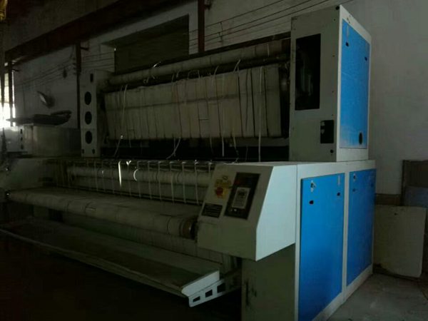 平頂山轉讓銷售浩森二手折疊機，15年布草折疊機 幾乎沒有用