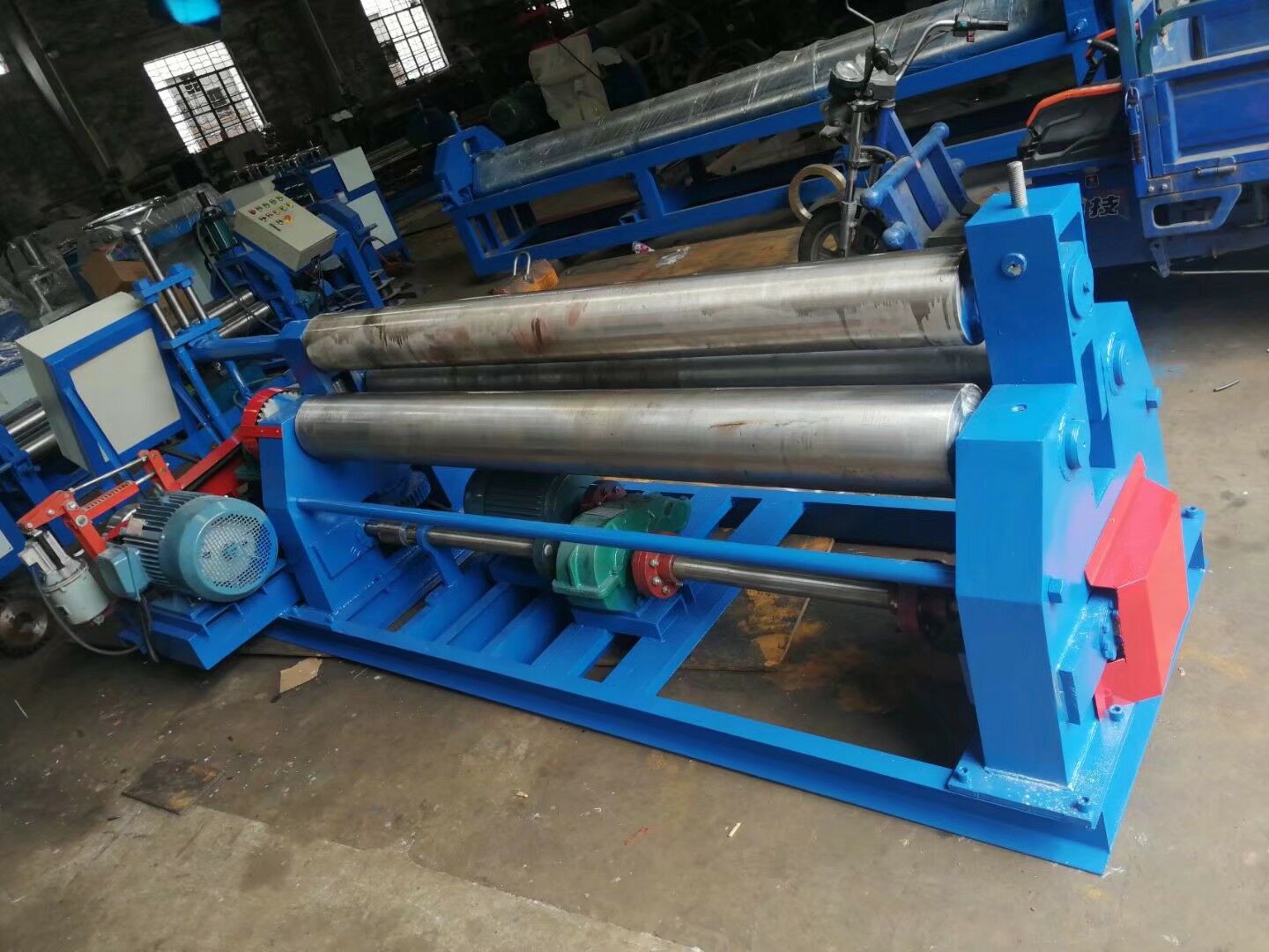 實心軸三輥卷板機    衢州卷板機