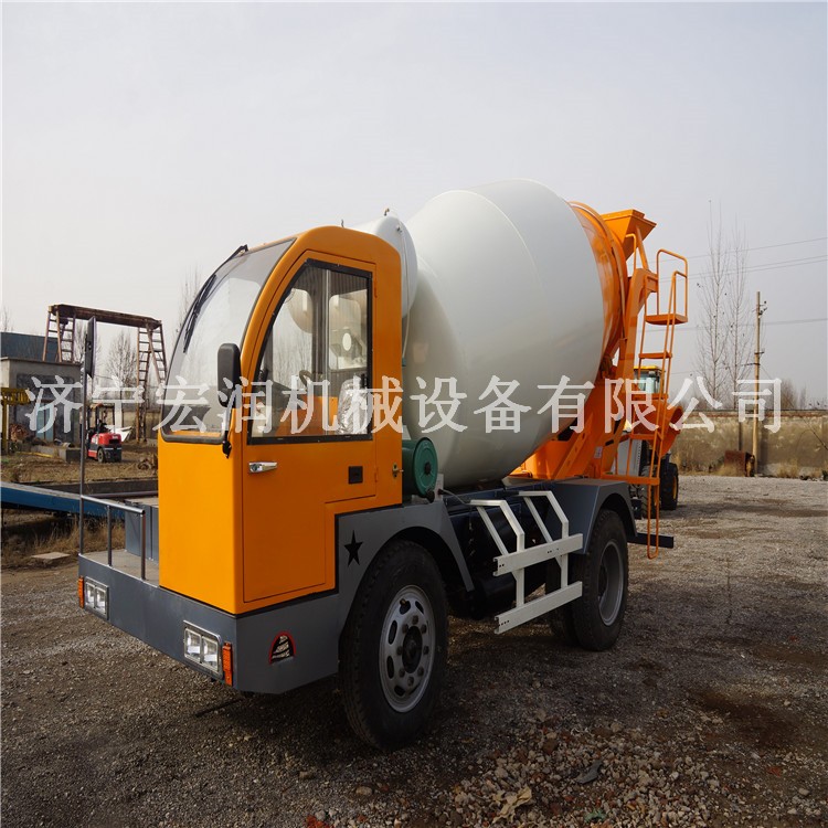 新款工地混凝土攪拌車  自上料水泥攪拌車視頻  攪拌車
