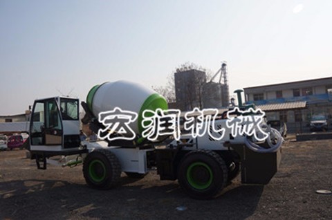 宏潤廠家生產10方混泥土攪拌車  12方攪拌車多少錢一輛