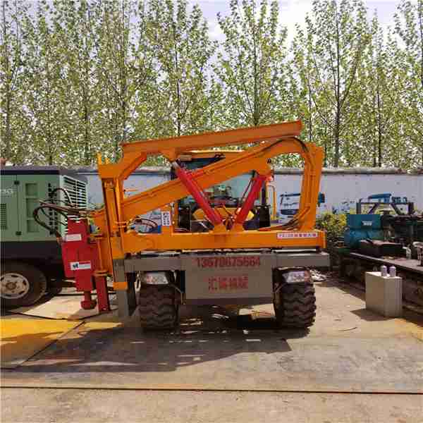 供應液壓裝載機打樁機 公路液壓護欄打樁機 高速波形打樁機廠家