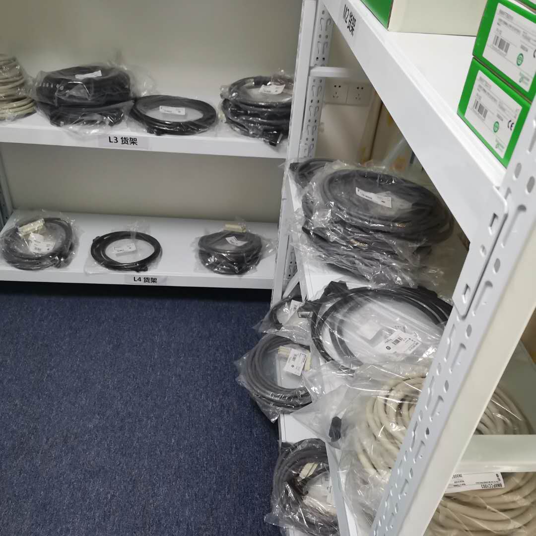 ABE7CPA03	8通道模擬量輸入子基板