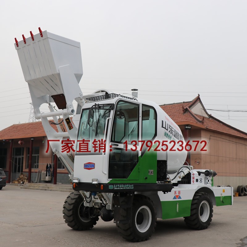 魯樽4方魯工自上料攪拌車熱賣新款