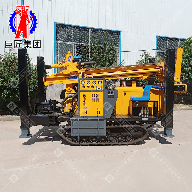 華夏巨匠 CJDX-200履帶式氣動(dòng)水井鉆機(jī)