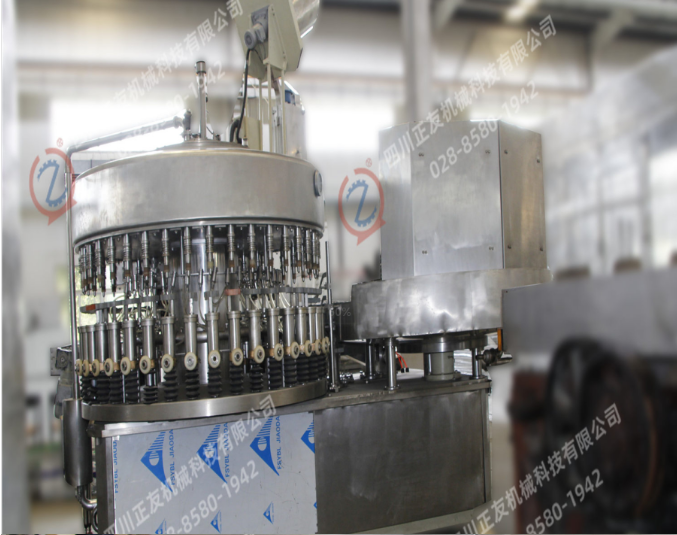 出售臺灣科瑞pet灌裝機 40頭 產能15000 熱灌