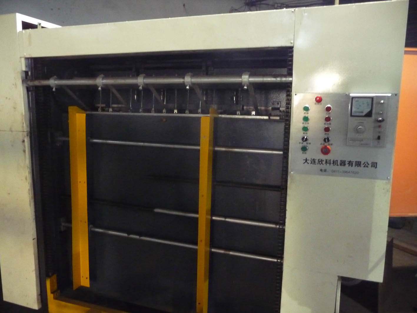 轉讓1300/1200半自動平壓平模切機,價格便宜