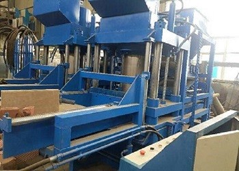二手液壓磚機(jī)出現(xiàn)漏油問題怎么辦