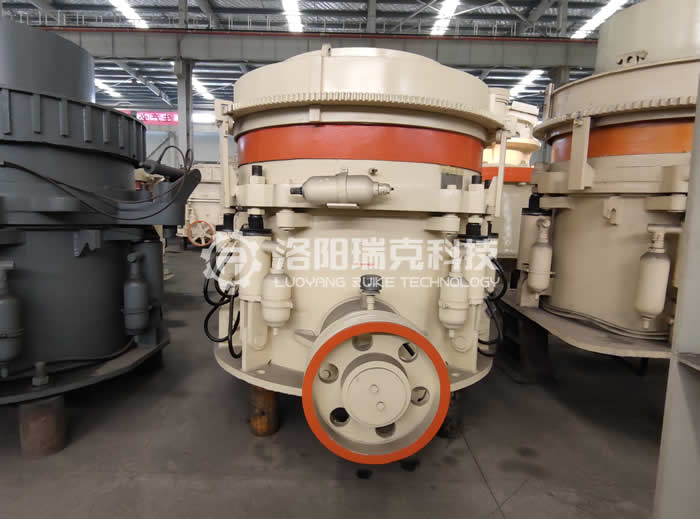 維修黎明HP300多缸圓錐破