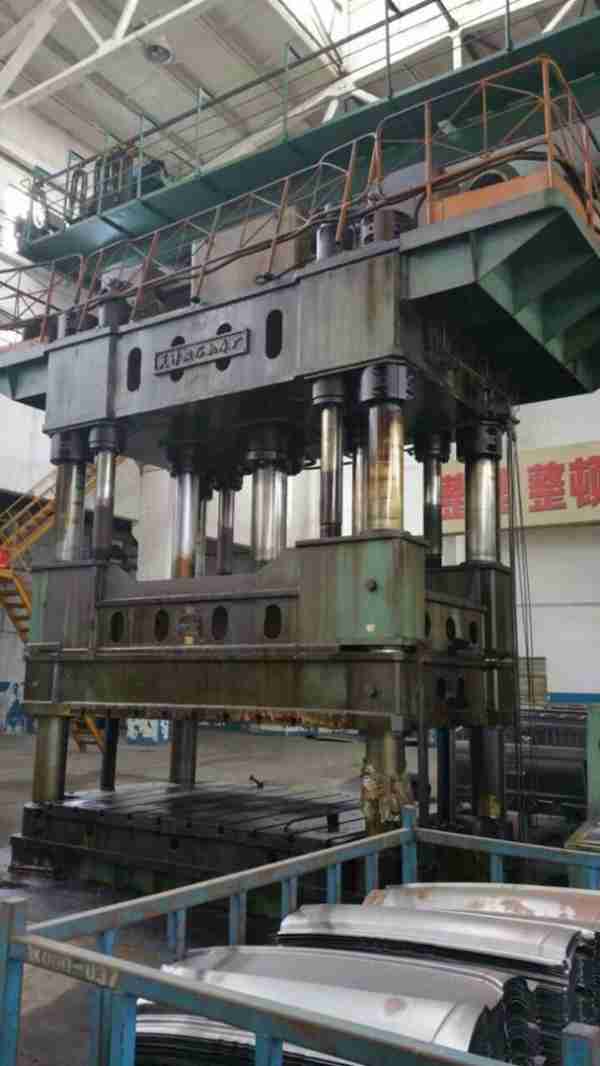 低價出售：二手天津產Y28-500t雙動簿板沖壓液壓機/液壓機