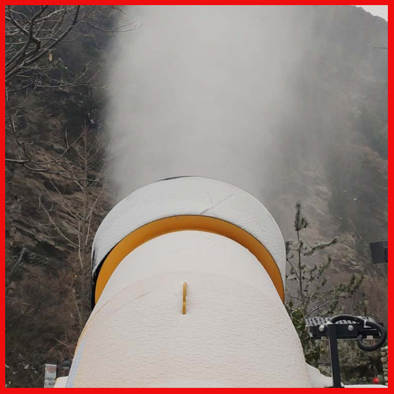 小蜜蜂造雪機 小面積降雪設備 國產制雪機器 多噴嘴制冷