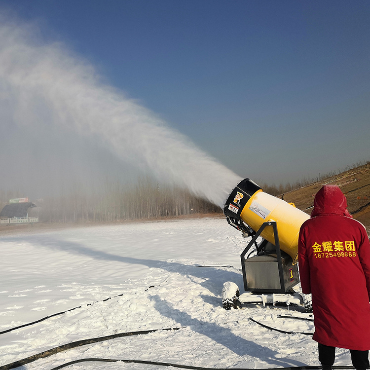 滑雪場設備 打造嬉雪樂園 網紅游樂設備 造雪機廠家 場地規劃