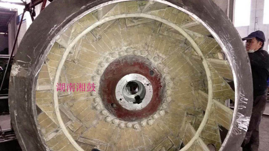 貼陶瓷耐磨風(fēng)機(jī)