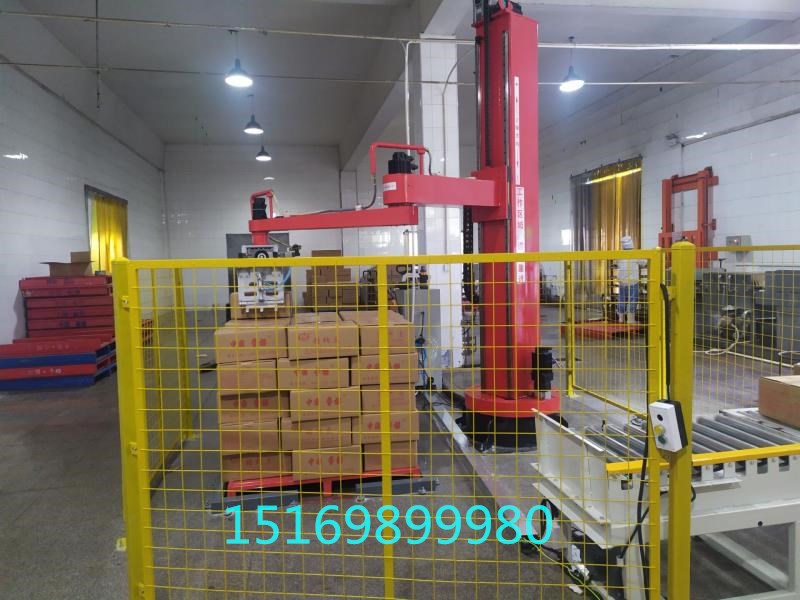 立柱機(jī)器人碼垛機(jī)在食品行業(yè)實(shí)現(xiàn)無(wú)人工廠落地