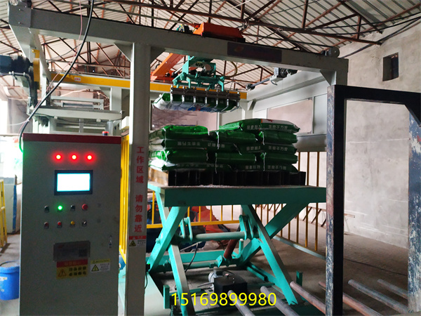 高位碼垛機在建材化工行業應用廣泛