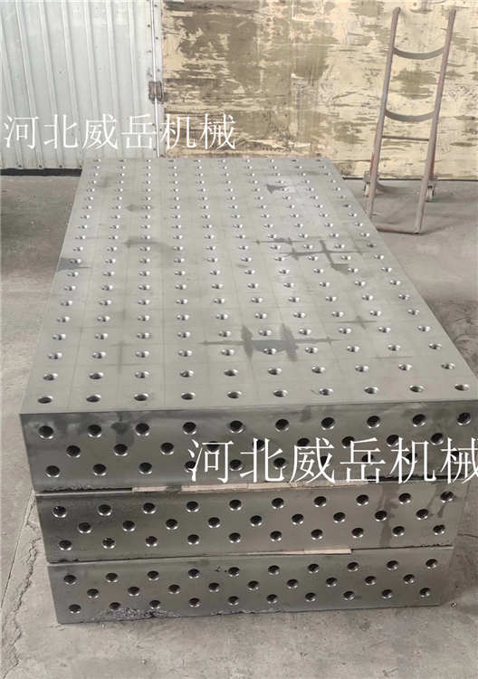 三十年老廠落地鏜平臺常年接單規格可選T型槽地軌價格優