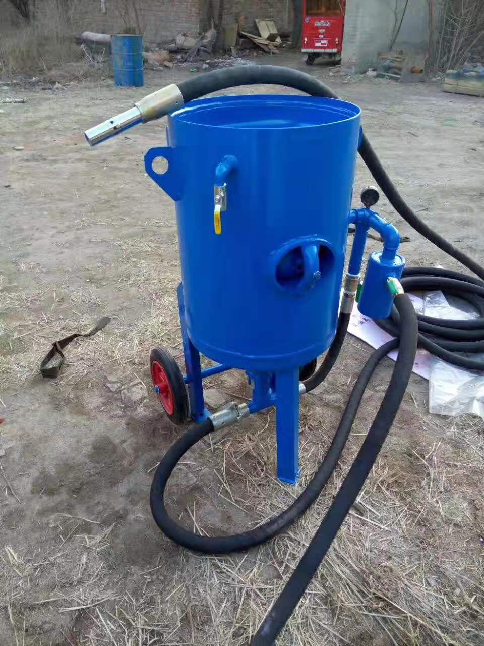 河北噴砂機械設備手動小型噴砂機600型號