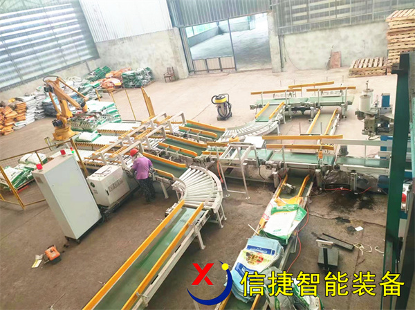 在生產制造業中，碼垛機器人發揮的重要作用
