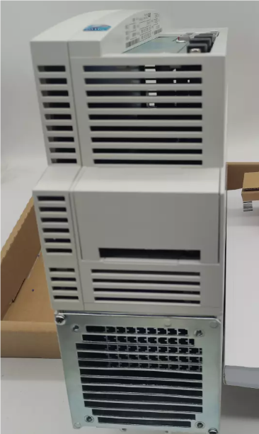 倫茨E84AVBCE3024SX0