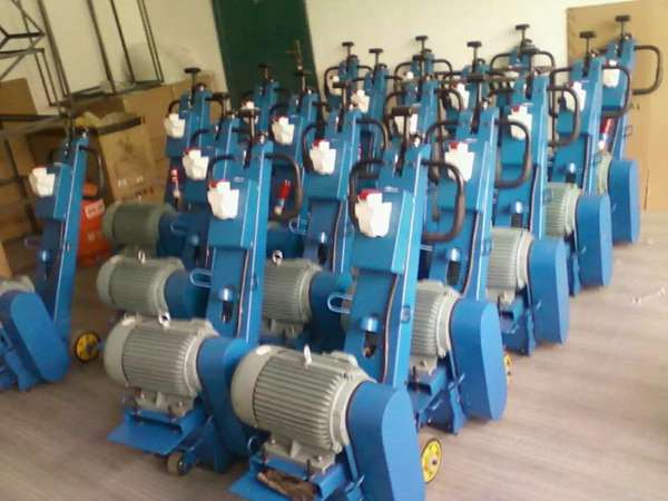 上海夏亦供應(yīng)小型電動(dòng)銑刨機(jī) 馬路拉毛銑刨機(jī)圖片 小型銑刨機(jī)價(jià)格