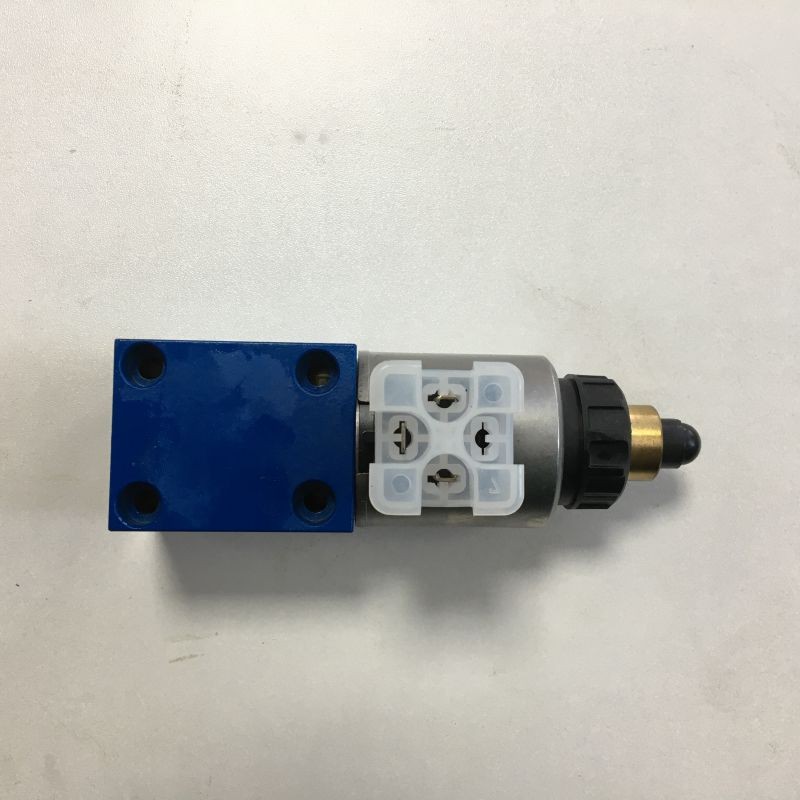 力士樂比例溢流閥R901108319 DBET-6X420G24K4V