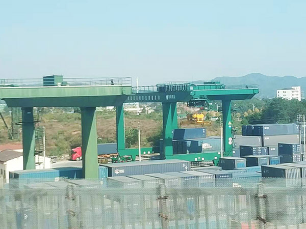南懷化龍門(mén)吊機(jī)械檢驗(yàn)合格