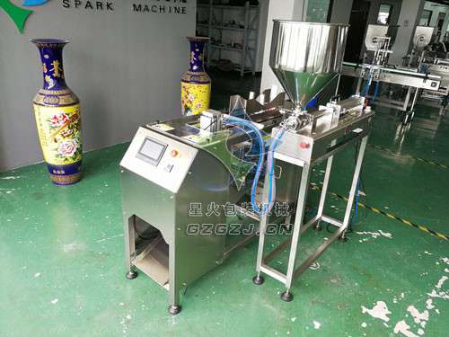 自立袋洗衣液自動(dòng)包裝機(jī)/自立袋洗衣液包裝機(jī)批發(fā)